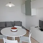 Apartman La Quiete 24 View By Gardadomusmea